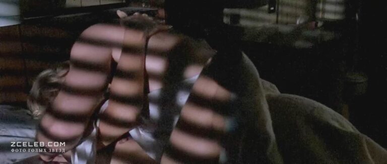 zasvet soska goldi houn v filme ptichka na provode 1990 3c2abc7