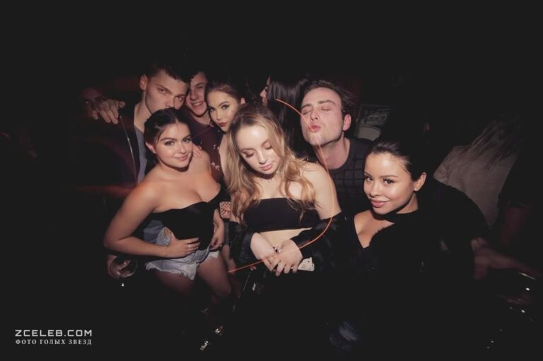 ariel uinter zasvetila sosok na vecherinke 8d4c81d