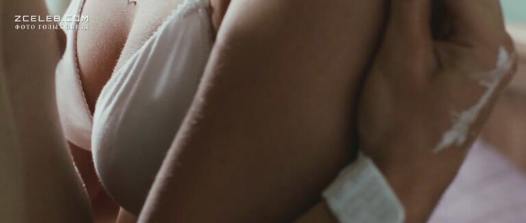 golaja grud polin eten v filme chjornye nebesa 2010 0c0bc77