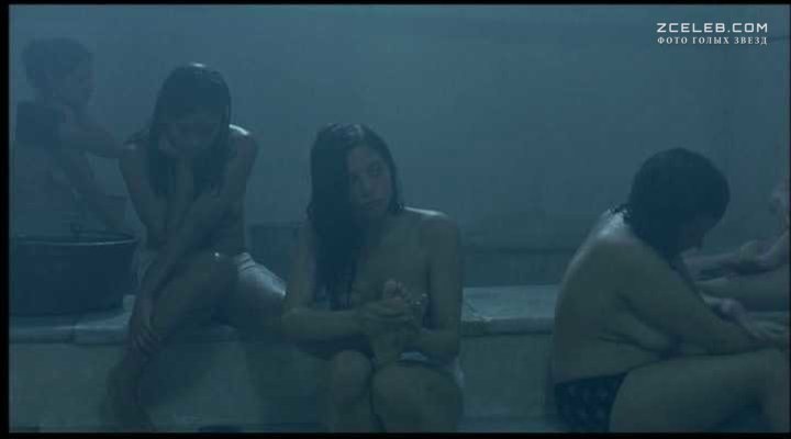 Голая писька Лиззи Брошере в фильме «Пение невест», 2008