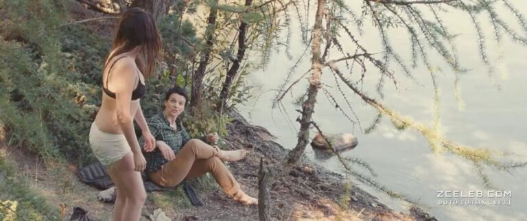 golaja zhjulet binosh v filme zils marija 2014 5ce70a6