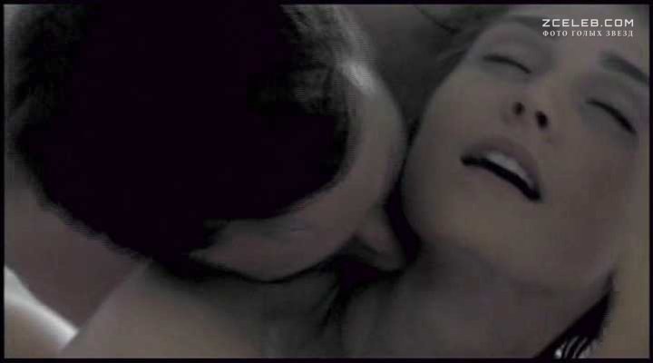Голая Жюли Гайе в фильме «Клара и я», 2004