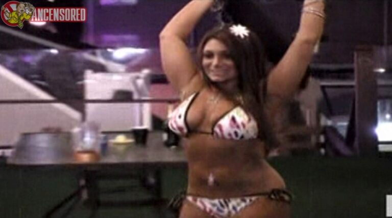 golaja dina nikol korteze deena nicole cortese 06545bc