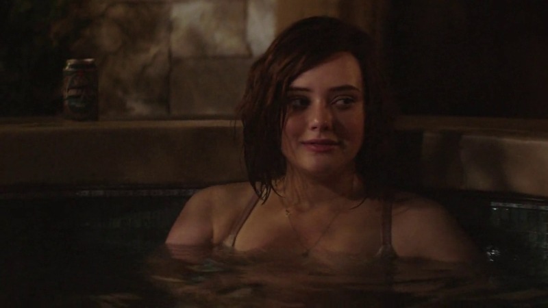 Голая Кэтрин Лэнгфорд (Katherine Langford)