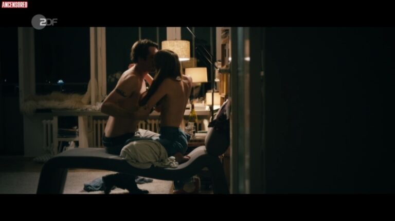 golaja melani shtrob melanie straub 36c7c6c